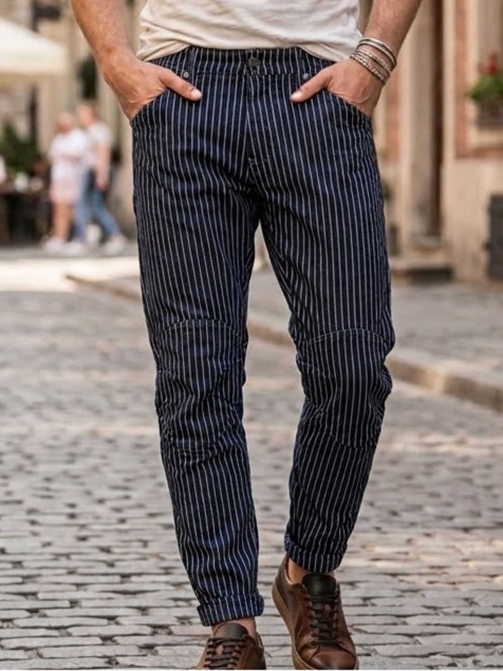 G-STAR RAW NAVY PIN STRIPE JEANS size 34x32